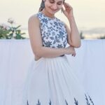 Rasika Dugal Instagram - My #Nirma moment 🤣 You are a true 80s child if you complete the following jingle (without googling it) 'Doodh si safedi...' Outfit: @shopverb Jewellery: @goldenwindow HMU: @jyotiiadvani.artistry Styling: @who_wore_what_when 📸: @thefirstclik #OOTD