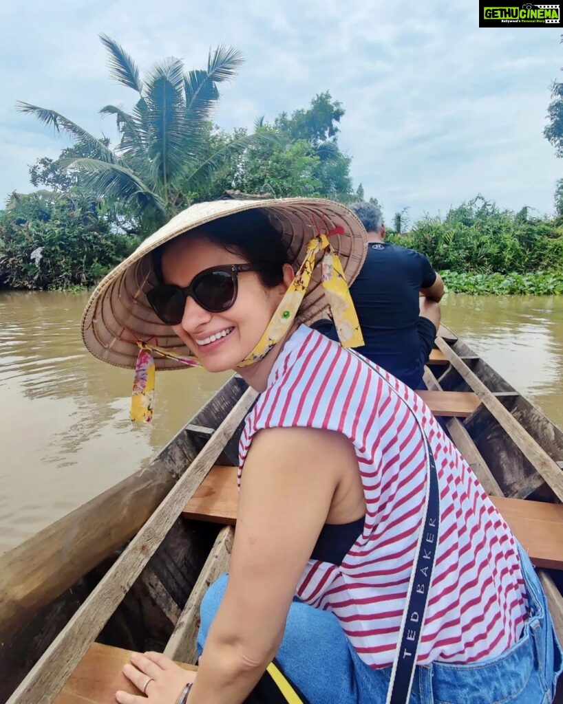 Rasika Dugal Instagram - My holiday face 😄 📷@mukulchadda #Vietnam #VietnamDiaries #Travelling #Vacation #VacationVibes