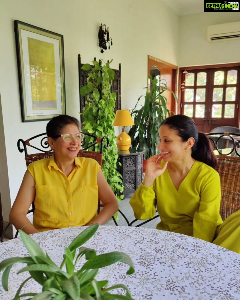 Rasika Dugal Instagram - Giggling girls. Love you Ma 💗 @dugalraveen #HappyMothersDay Thanks for capturing these @mukulchadda in the few moments that the table was empty. My mother always has a full heart and an even fuller table! #MothersDay #MothersDay2023