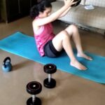 Rasika Dugal Instagram - I try!... and with a little bit of help from the gram which allows me to speed up the bits where I was dragging my feet 😂... and of course with @shelisthenics ability to totally ignore my hems and haws. But somehow I manage to get on the mat and it's always worth it. #MondayMotivation #Monday #MondayMood #Workout #ReelIt #ReelItFeelIt