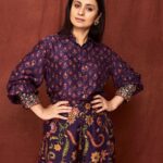Rasika Dugal Instagram - Dil aur outfit dono garden-garden 😁💜 Outfit: @drishtizahabia Jewellry: @motifsbysurabhididwania MUA: @mayura_makeup_hair Styling: @who_wore_what_when 📸: @sagarmohite96 #OOTD