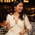 Rasika Dugal Instagram - Tuesday needs a laughter track. #Tuesday #TuesdayThoughts
