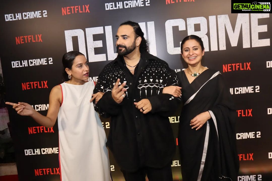 Rasika Dugal Instagram - Someone thought it, someone wrote it, someone visualised it, someone experienced it, someone captured it, someone put it together and someone watched it. ...and sometimes without knowing or even meeting each other we connected. So universal, yet unique we are. Got to finally meet so many people who had worked on #DelhiCrime2. Thank you for your work 🙏. Heart is full ❤️ #DelhiCrimeSeason2 is streaming on @netflix_in! @shefalishahofficial @rajeshtailang @anuraag_arora_official @thegopaldatt @sidharthbhardwaaj @tillotamashome @jatingoswani_official @netflix_in @GoldenKaravan @florencesloan5 @kaplanaaron @apoorvarb @kohlipooja @_filmkaravan_ @mapuskar @_adilhussain @skglobalent @chopsfilms @yamini_pictures @imvicky.v @bombayfables @click_on_rm #NeetiSingh #DelhiCrime #Season2 #VartikaChaturvedi #Netflix 📸: @siddhesh_salavkar