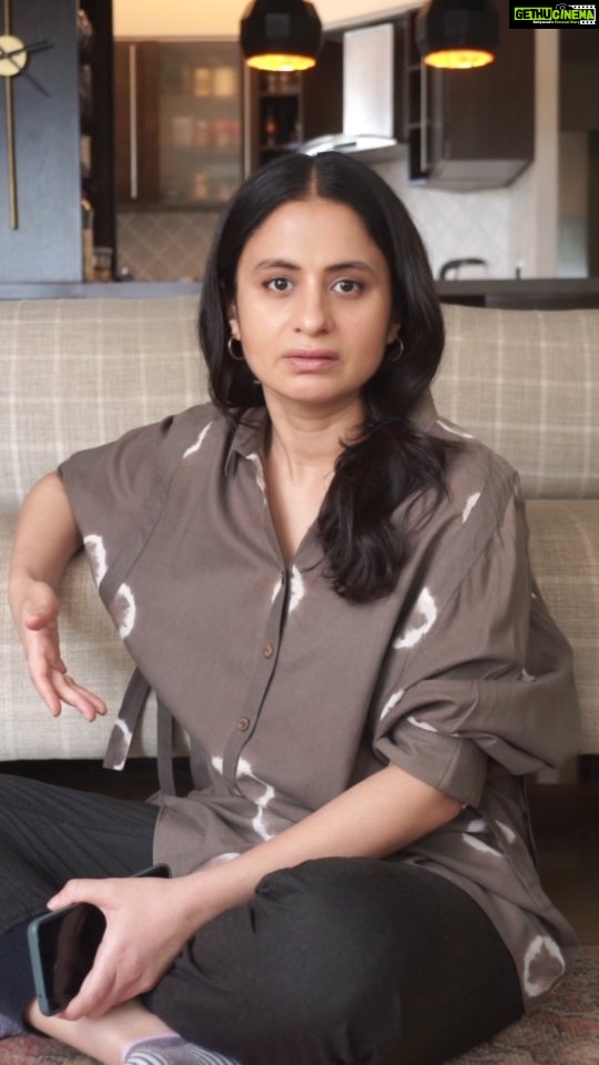 Rasika Dugal Instagram - Disappointed Depression?🤔 The Urban Dictionary has place for all our slips and slurs 😄... and for some inadvertent nuance. क्या आप भी dispression मे हैं? 😄 #Dispression #Trending #TrendingReels #ReelIt #ReelItFeelIt
