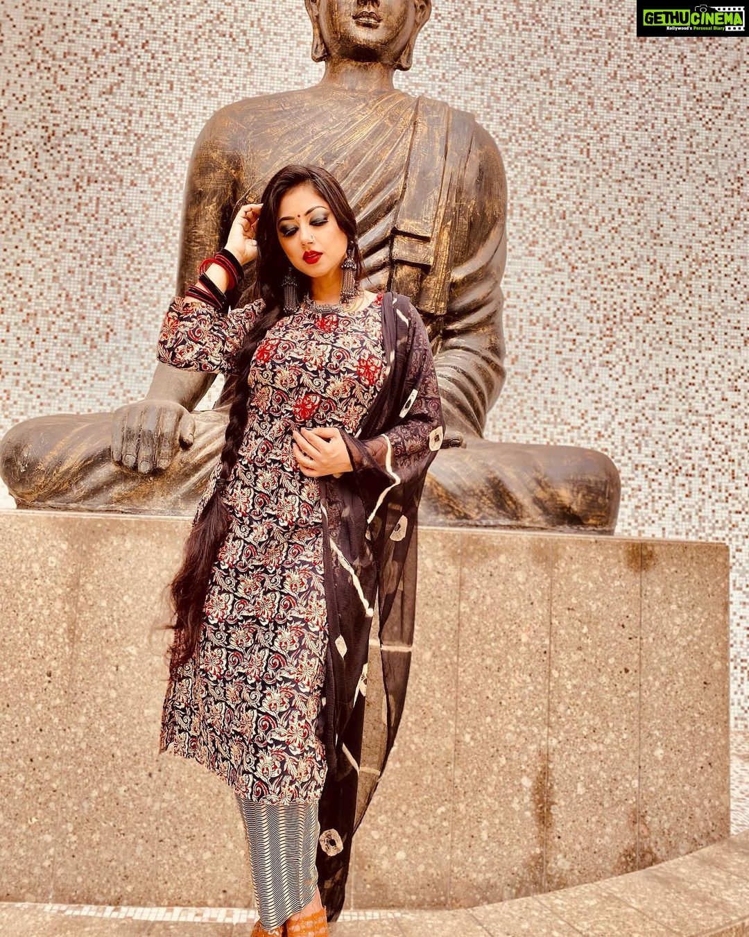 Reema Vohra Instagram - ❤️❤️❤️Happy Makar Sankranti to all my lovely fans❤️❤️❤️❤️ @rinkuworah . . . . . . . . . . . . . . . . . . . . . . . . . . . . . . . . . . . . . . #dubai #dubaihighlife #uae #oman #muscat #emirates #mallufeet #mallugram #blacknails #blackfeet #blackfeetnation #feetnails #toenails #toestand #toe #pinktoes #toeslovers #heels #feetpic #pinkfeet #ukfeet #feetgodess #fivefeetapart #feetofig #indianfeet #indianfeetqueen #indianfeetbeauty #indianfeetmodel #indiangirl #dubaimallu . . . . . . . . . . . . . . . . . . . . . . . . . . . . . . . . . . . . . .