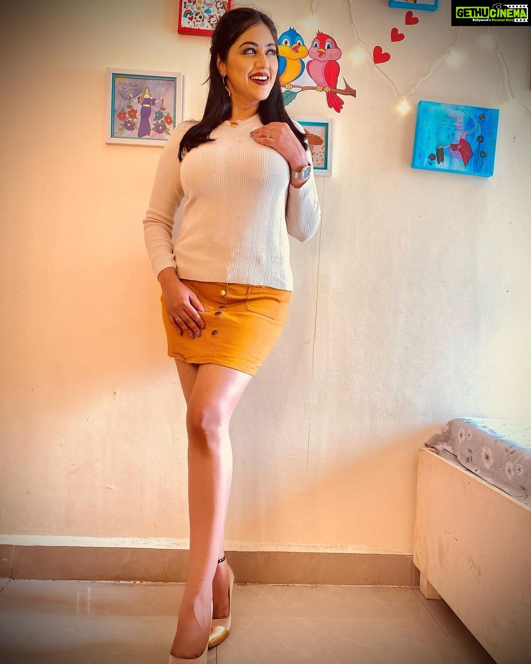 Reema Vohra Instagram - A woman in love with herself is magnetic 🧲 @craft_o_decor love the beautiful personalised frames,artwork and fridge magnets /wall hanging from @craft_o_decor ,10/10 for everything including the creativity. Buy and give your home or office space a beautiful creative makeover from @craft_o_decor ❤️❤️❤️❤️ . . . . . . . . . . . . . . . . . . . . . . . . . . . . . . . . . . . . . . #me #fyp #heels #heelsaddict #heelsmurah #highheels #heelslover #heelsfetish #heelsclass #stilettonails #stilettos #stiletto #stilettoheels #instaheels #heelsoftheday #longlegs #heel #highheel #killerheels #pointedheels #loveheels #highheels #heelslovers #heelstagram #louboutinheels #bosslady #dubai #muscat #oman #keralafeet #anklet . . . . . . . . . . . . . . . . . . . . . . . . . . . . . . . . . . . . . .