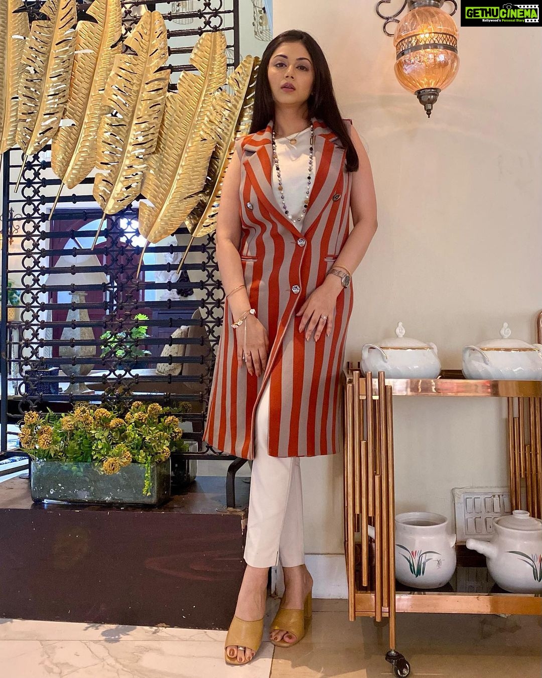 Reema Vohra Instagram - ๐You can be the king, but watch the queen conquer.๐๐ . . . . . . . . . . . . . . . . . . . . . . . . . . . . . . . . . . . . . . #uae #dubai #dubailife #dubaimodel #heels #prettytoes #prettyfeetgang #pleaserhighheels #pleaserheelsusa #platformheels #sexyshoes #sexysandals #sexyfeet #sexyfeetfetish #sexyhighheels #perfectfeetinsexyshoes #perfectnails #pedicure #szpilki #platformheels #highheelslover #highheels #highheelsshoes #fetishfashion #highheelsfetish #heels #feet #mules #shoeaddiction #shoeholic #toelovers #shoesoftheday #sexyshoes . . . . . . . . . . . . . . . . . . . . . . . . . . . . . . . . . . . . . .