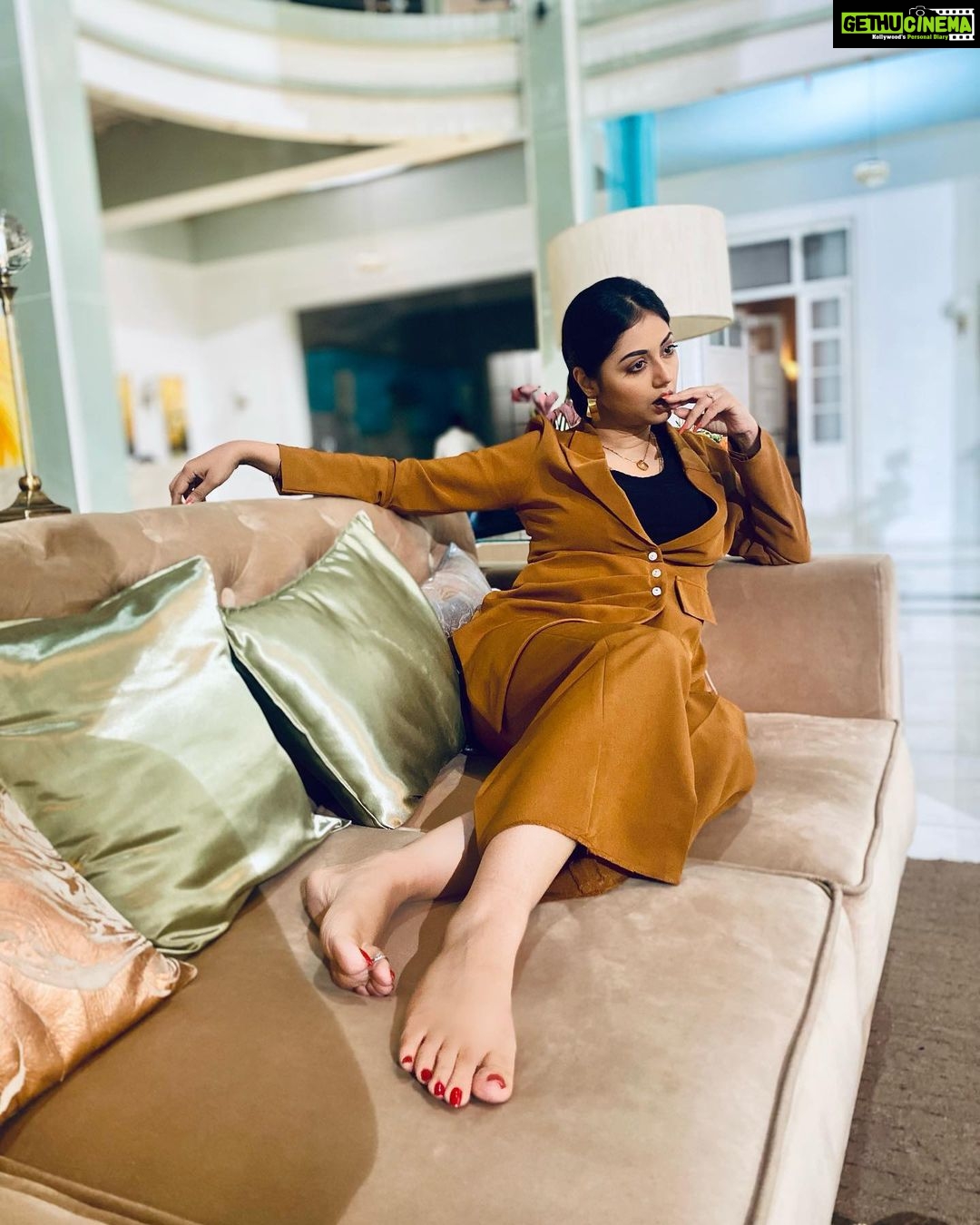 Reema Vohra Instagram - I am gossiped about in heaven, and warned about in hell.😈 @rinkuworah . . . . . . . . . . . . . . . . . . . . . . . . . . . . . . . . . . . . . . #legs #legsfordays #dubai #uae #muscat #saudi #saudiarabia #oman #feetmodels #feet #rednails #feetnails #toeslovers #redtoes #perfecttoes #perfectarch #pakistanifeet #indianfeet #indianfeetqueen #indianfeetbeauty #posen #toering #toerings #ukfeet #solesandtoes #pleaser #pinktoes #pinksoles #modelfeet #flipflopsandals . . . . . . . . . . . . . . . . . . . . . . . . . . . . . . . . . . . . . .
