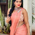 Reshma Pasupuleti Instagram – BE brave enough to live the life of your dreams according to your vision & purpose instead of the expectations and opinions of others 🙏🏽

@josalukkas #cuddalore @dharaniofficialpage celebrity designer ❤️