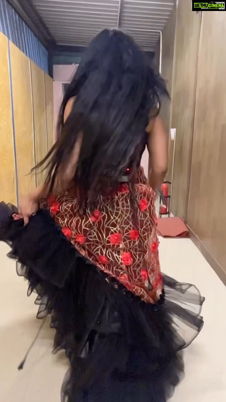 Reshma Pasupuleti Instagram - Sometimes what’s scares us most is our own darkness, the dark places in our head that haunt us, but we got to let the light in & save ourselves, so see the light in your heart & walk towards it 🤍 #reel #reels #reelsinstagram #reelsvideo #reelsindia #reelitfeelit #wednesdayaddams #positivevibesonly