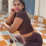 Reshma Pasupuleti Instagram – You can find me somewhere in between inspiring others working on myself dodging negativity & slaying on my goals 🤎#workmode #selfmade #shootmode