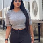 Reshma Pasupuleti Instagram – Obsessed with sunrise, sunset, flowers, the moon & you 🤍🖤 #kpychampions4 @vijaytelevision
MUA & HAIR @makeover_by_miga
@nishok_hairstylist 
@makeup_arttreat