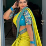 Reshma Pasupuleti Instagram – My mantra, let there be happiness in my soul & let me share it with the world 🦋

Saree & blouse custom designed @dharaniofficialpage 
Jewelry @jewelhub_chennai