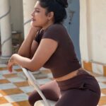 Reshma Pasupuleti Instagram – You can find me somewhere in between inspiring others working on myself dodging negativity & slaying on my goals 🤎#workmode #selfmade #shootmode