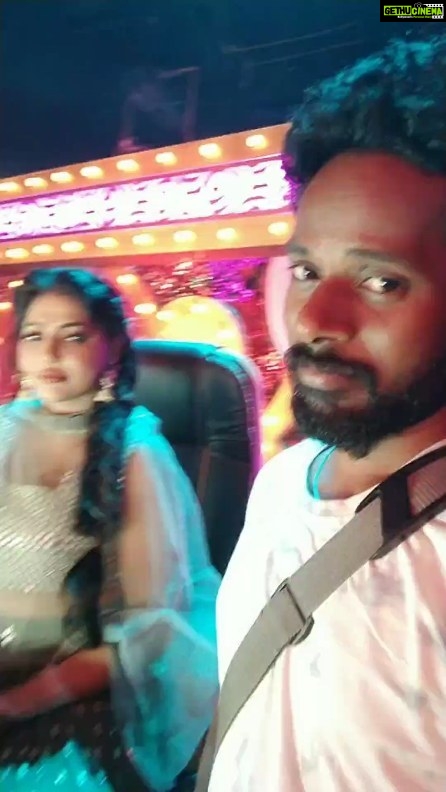 Reshma Pasupuleti Instagram - Yenaku Naraya vela iruku unga koodave iruka mudiyathu madam. Pavam pavi madam. 😍😍 @reshmapasupuleti @pavithra.janani 😍😍😍