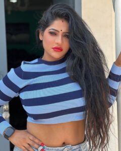 Reshma Pasupuleti Instagram - A woman who’s going to do big things, cannot let small things get to her ✌️ ⌚️ it’s time 😎