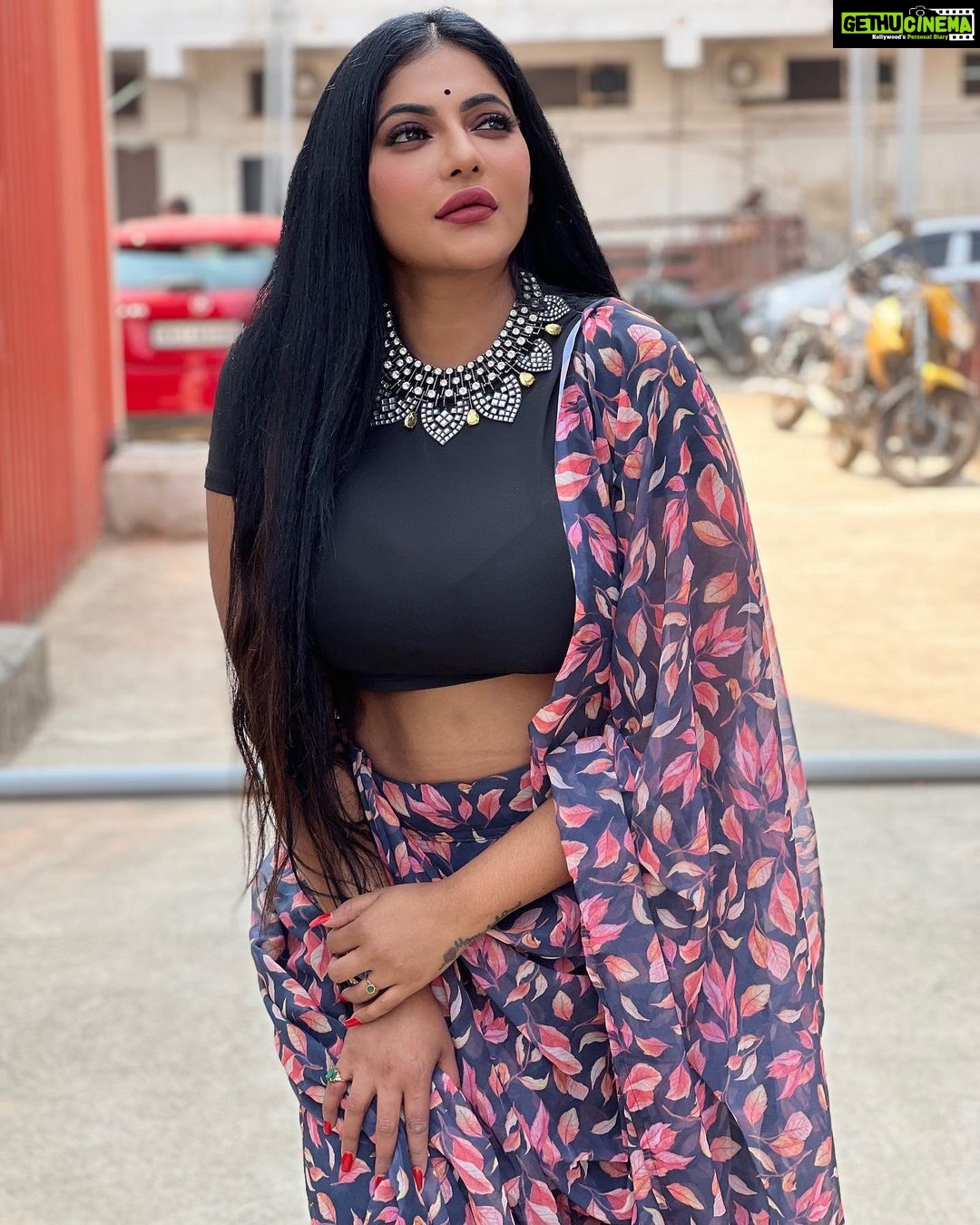Reshma Pasupuleti Instagram - Iif you are extraordinary, they want ordinary. Just them well π they donβt want someone well known, wanted an unknown. Wish them well π what values you will find you π #kpychampions