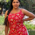 Reshma Pasupuleti Instagram - Too busy building my own empire… to notice if yours is better ❤️❤️❤️#bagyalakshmiserial #outdoor #shootmode. #radhika 💋