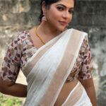Reshma Pasupuleti Instagram - Life tips - Don’t trust words. Slow healing is something to celebrate too 🤍 #radhika #bagyalakshmi @vijaytelevision