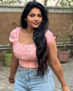 Reshma Pasupuleti Instagram - Respect your body when it’s asking for a break. Respect your mind when it’s seeking to rest. Honor yourself when you need a moment 🌸 happy morning stay blessed💞