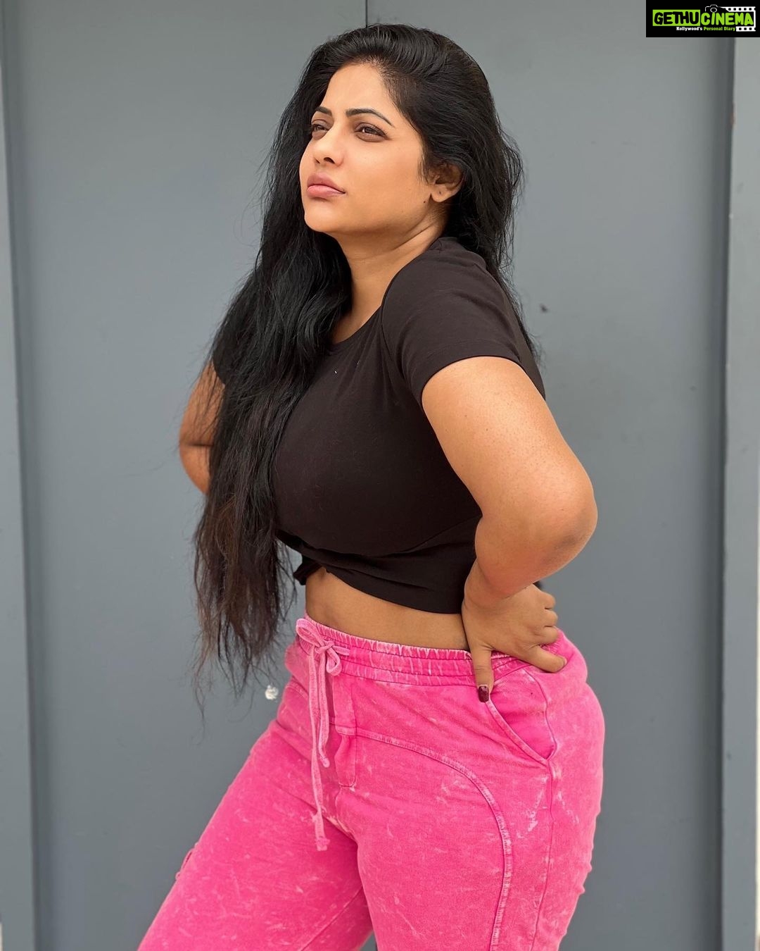 Reshma Pasupuleti Instagram - Stay patient & trust your journey ✌️