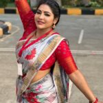 Reshma Pasupuleti Instagram – I welcome miracles into my life ❤️😃