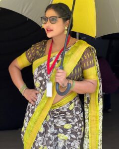 Reshma Pasupuleti Instagram - My friends circle is now extremely small, it’s not even a circle anymore, it’s a dot. #peaceful #sleepwell #workhard #eatwell #workout #bekind #loveyourself #bagyalakshmi #radhika