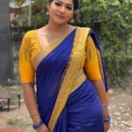 Reshma Pasupuleti Instagram – Veyyil thangaley aanalum pic edukanum 😃 

Saree @onlinegits