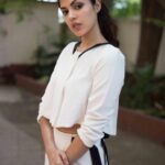 Rhea Chakraborty Instagram – #Jalebi promotions 🖤🖤🖤🖤🖤 styled by @sanamratansi  @style.cell ,  Outfit – @sislabel  Hair – @vicharemeghna 📸 – @shaikhhamza_photography #rheality