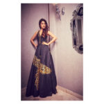 Rhea Chakraborty Instagram - Bringing sexy back in this stunning @urvashijoneja outfit , what a fab way to start @lakmefashionwk 2018 🖤 #rheality #showstoppersclub