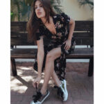 Rhea Chakraborty Instagram - I absolutely Love my new #SkecherStreet shoes! Photography- @awkwardbong And I am giving away shoes from @skechersindia to 3 lucky girls! Follow the Guidelines below to Win #Skecherstreet. Follow @skechersindia and like the above picture Post a picture of yourself in your best street look with Hashtag #SkecherStreet Tag me and @skechersindia on your post Make sure your profile is public Applicable for residents of India only Winners will be announced by @skechersindia on their page Good Luck! Start posting!