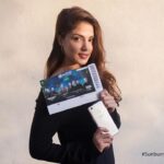 Rhea Chakraborty Instagram - Nothing unwinds you better than music. I am so thankful to Oppo for gifting me tickets to Sunburn Festival. It is going to be amazing! #SunburnWithOPPOF5 #OPPOF5Youth #CaptureTheRealYou