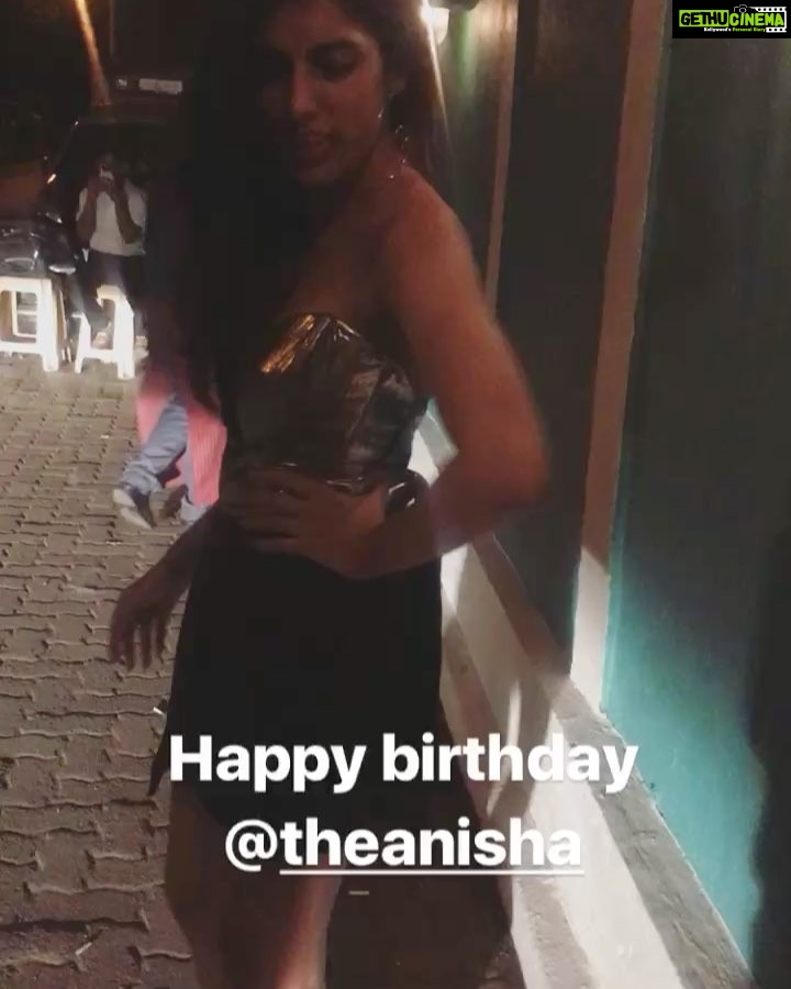 Rhea Chakraborty Instagram - Happy birthday you crazy little thing ! Keep dancing no matter what the world says . Love you baby 💖💖💖#rheality #Mine