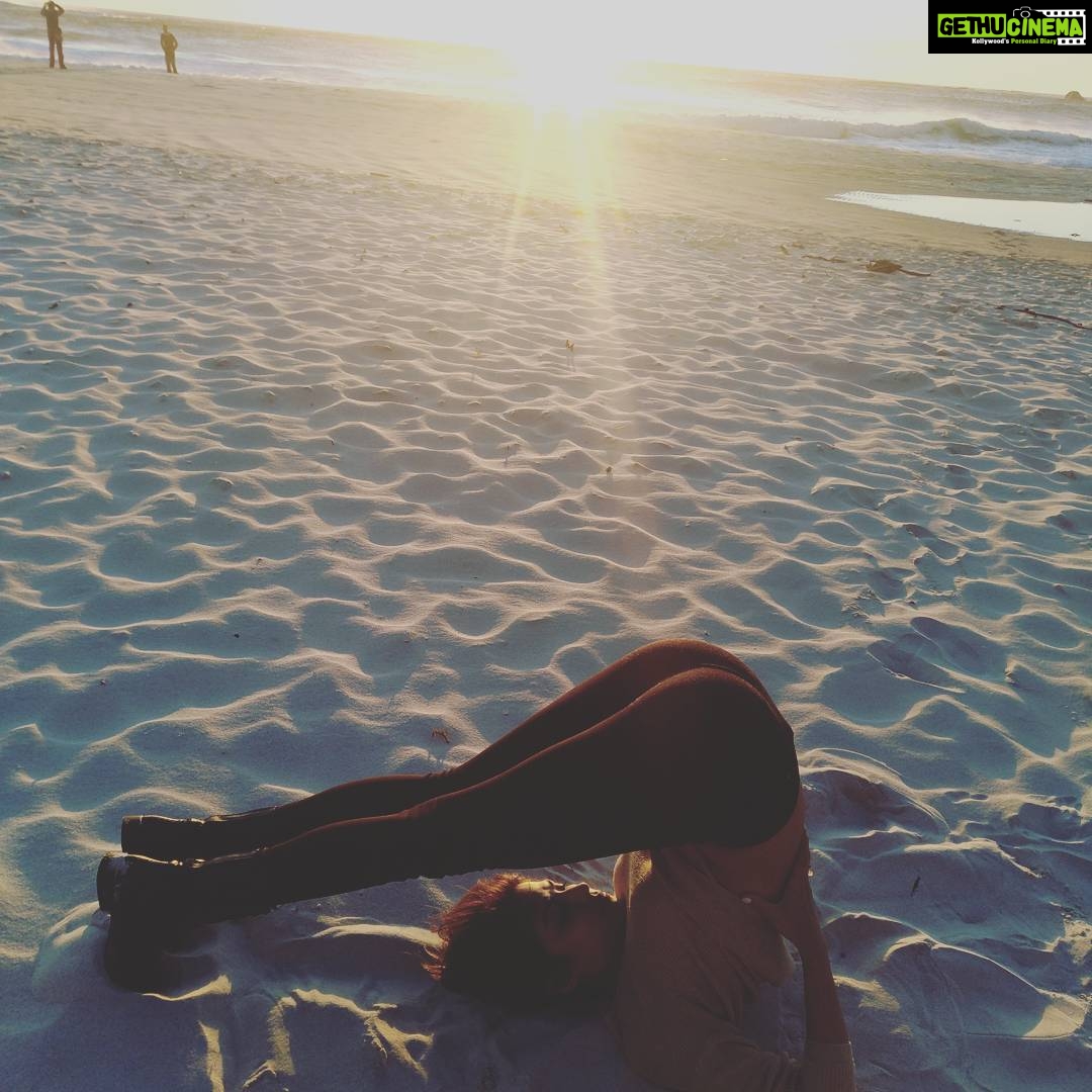Rhea Chakraborty Instagram - Shoulder stand ! Plough #rheality