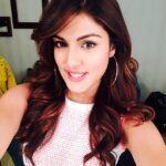 Rhea Chakraborty Instagram - Throwback makeup and hair by the genius @subbu28 bossman 🙏😘