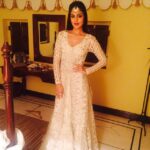 Rhea Chakraborty Instagram – Last night in @simplysimoneeeee my fav designer and fav person #sukkuwedsthakku #jaipur #palacewedding