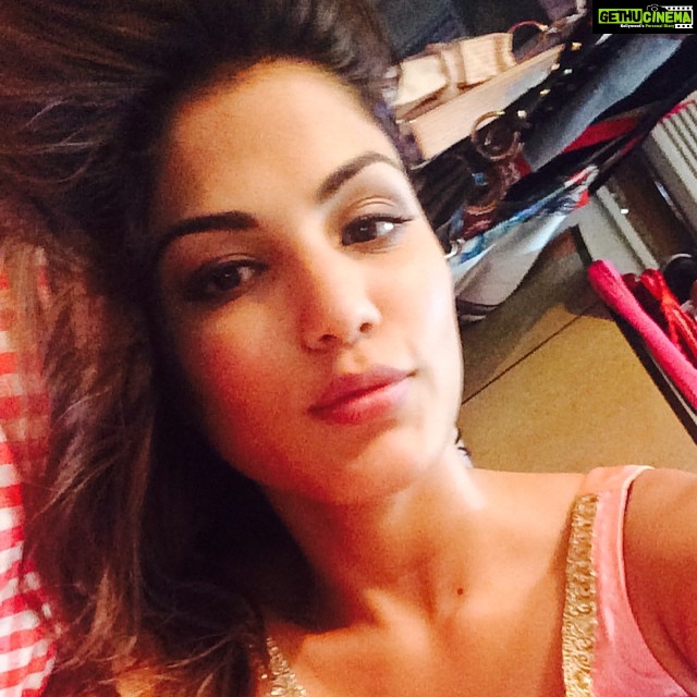 Rhea Chakraborty Instagram - Just a lazy selfie