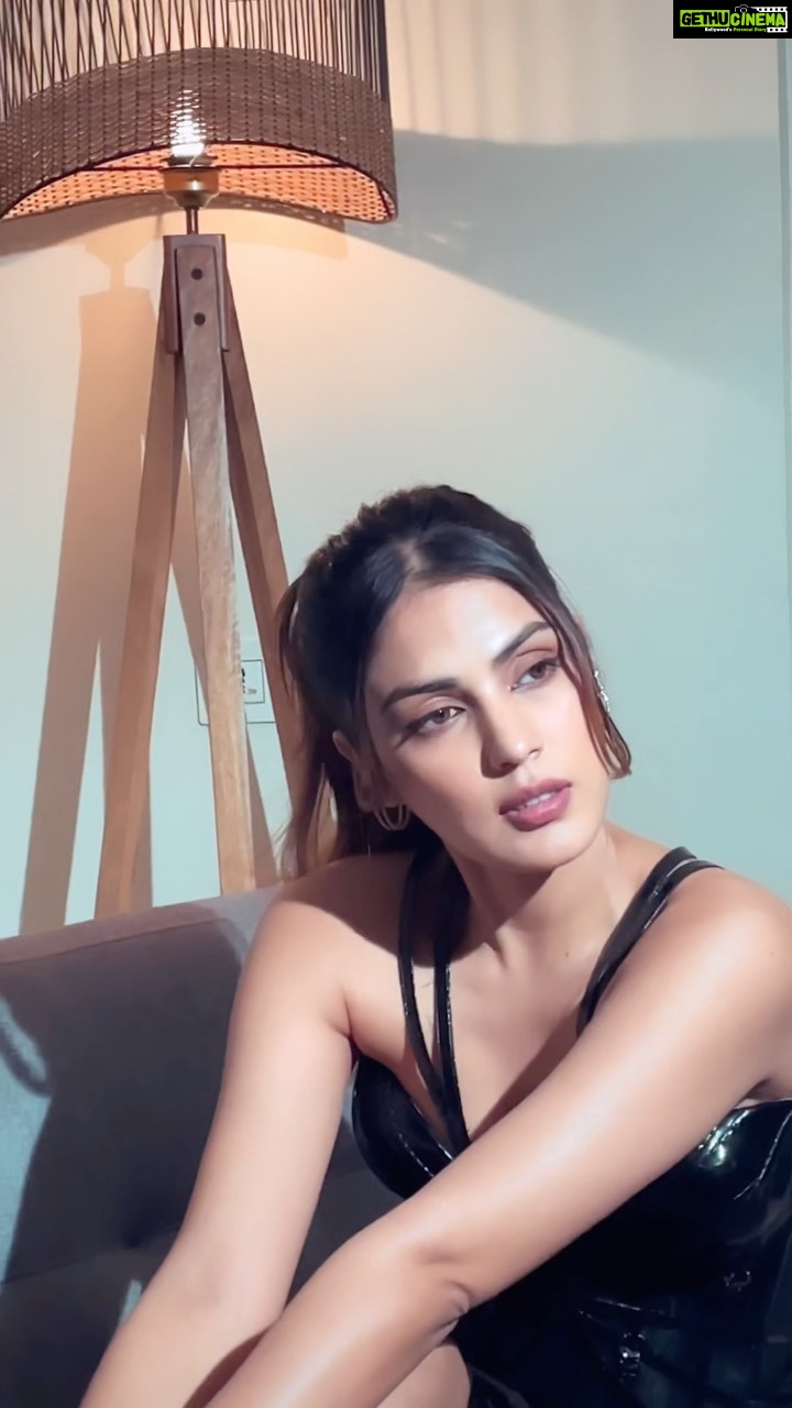 Rhea Chakraborty Instagram - Black Friday ๐ค #rhenew Dream team : Styled by : @theanisha ๐ซถ๐ผ Make up : @makeupbyrishabk Hair : @jyotiiadvani.artistry Outfit : @officialsaishashinde @saishashinde05 ๐ธ : @rishitiwariphotography @ravindupatilphotography Ear cuff and earrings : @tuula.jewellery Bracelets and rings : @anaqajewels @anayah_jewellery @spiffypublicrelations