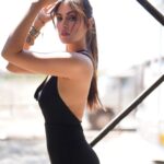 Rhea Chakraborty Instagram – IN FOCUS 🖤

#rhenew 

Styling: @theanisha 
Makeup: @makeupbyrishabk 
Hair: @shefali_hairstylist.81 
📸: @shashankhadgal.photography