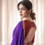 Rhea Chakraborty Instagram – Saari shakti ⚡️

#rhenew 

Saree @medha.in 
Jewellery @sachdeva.ritika 
Styling @shreejarajgopal @drapingdreams.inc 
📸 – @sonalmanohare @kyrofilm