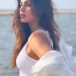 Rhea Chakraborty Instagram - Drifting … ☀️ 🌊 #rhenew