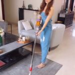 Rhea Chakraborty Instagram – My new device to keep my house super clean. Nothing can beat my #dysonv12 🫶🏼

#dysonindia #dysonhome #gifted 
@dyson_india