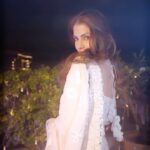 Rhea Chakraborty Instagram - Still feeling festive ✨ #rhenew Outfit : @sukritiandaakritiofficial Glam : @makeoverbykausar @hairstyling_by_fatema 📸 : @prathameshbhosale09 @kaustubhmm