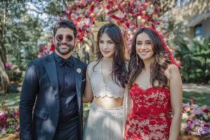 Rhea Chakraborty Instagram - Mr. and Mrs. Akhtar ✨
Love is contagious, thankyou for spreading so much love on your special day. 

@shibanidandekar you make the most beautiful bride in the world, I love you to the moon and back ❤️

@faroutakhtar she’s your problem now, all the best ,lots of love 😉🤗🤗❤️
#fairytalesdocometrue 

@sam_and_ekta thankyou for capturing these amazing memories ❤️