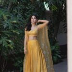 Rhea Chakraborty Instagram - Sometime or the other, somewhere somehow, She finally learnt how to live in the now. -RC ✨ #rhenew ✨ Styled by - @sanamratansi Outfit by - @leffetbysanjevmarwaaha Jewellery - @mayasanghavijewels Photography - @dieppj Makeup - @makeupbymausam