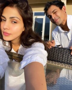 Rhea Chakraborty Instagram - #resilience 🌤