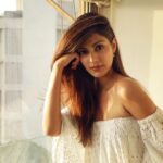 Rhea Chakraborty Instagram - That ray of sunshine today , pure hope for mankind today #rheality #keepthefaith 🌤 Fav 📸 - @siddharth_pithani 🌤