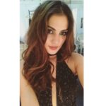 Rhea Chakraborty Instagram – Remember that day when you went there , wore that and did that !? … exactly #rheality 🖤 #memorygenie #vanityvans