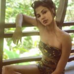 Rhea Chakraborty Instagram - Missing the following : #swimsuits @flirtatious_india 🌸 #beachesandnature 🌼 #beachtans 🌸 And major missing my roomie / photographer for this trip - @karishma 💜 #rheality