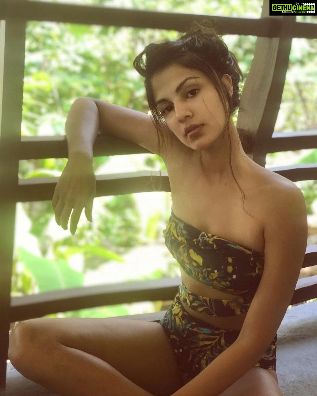Rhea Chakraborty Instagram - Missing the following : #swimsuits @flirtatious_india 🌸 #beachesandnature 🌼 #beachtans 🌸 And major missing my roomie / photographer for this trip - @karishma 💜 #rheality